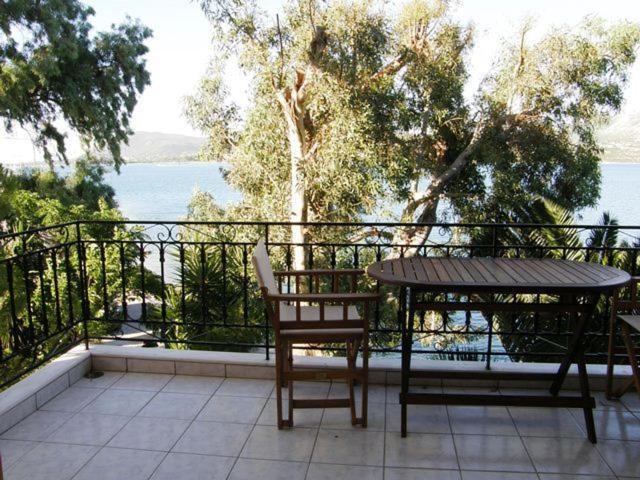 ליגיה Tzeni Villa מראה חיצוני תמונה