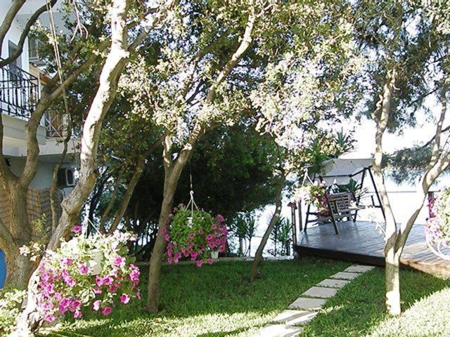 ליגיה Tzeni Villa מראה חיצוני תמונה