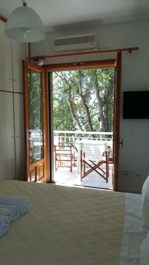 ליגיה Tzeni Villa מראה חיצוני תמונה