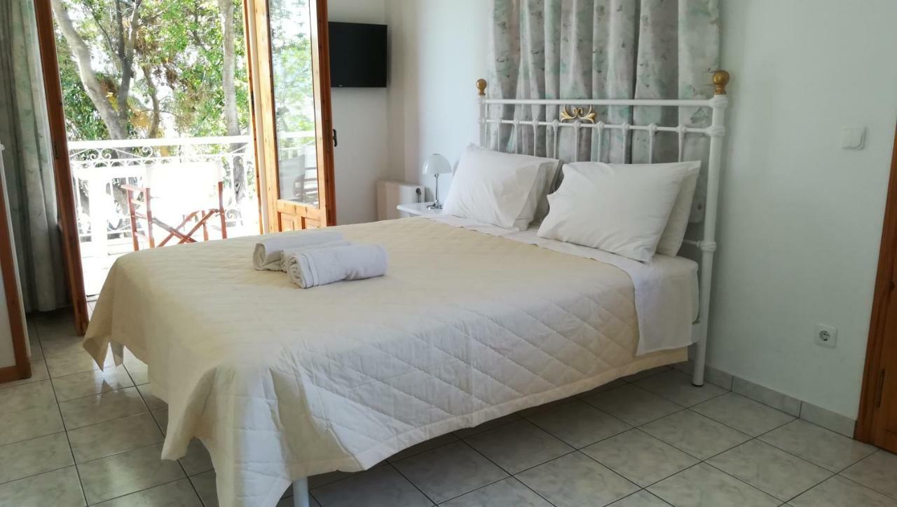 ליגיה Tzeni Villa מראה חיצוני תמונה