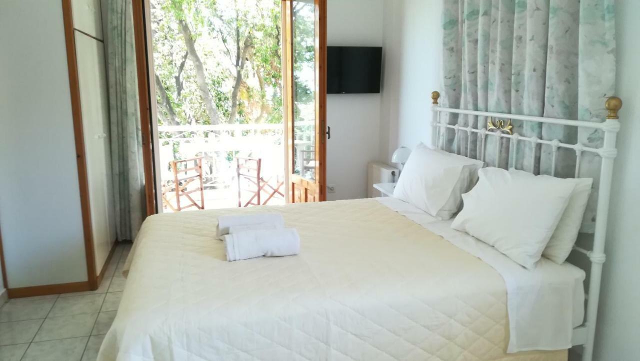 ליגיה Tzeni Villa מראה חיצוני תמונה