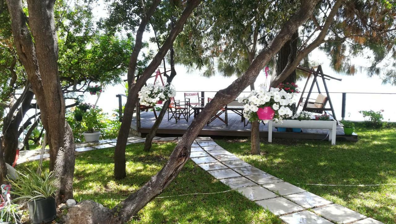 ליגיה Tzeni Villa מראה חיצוני תמונה